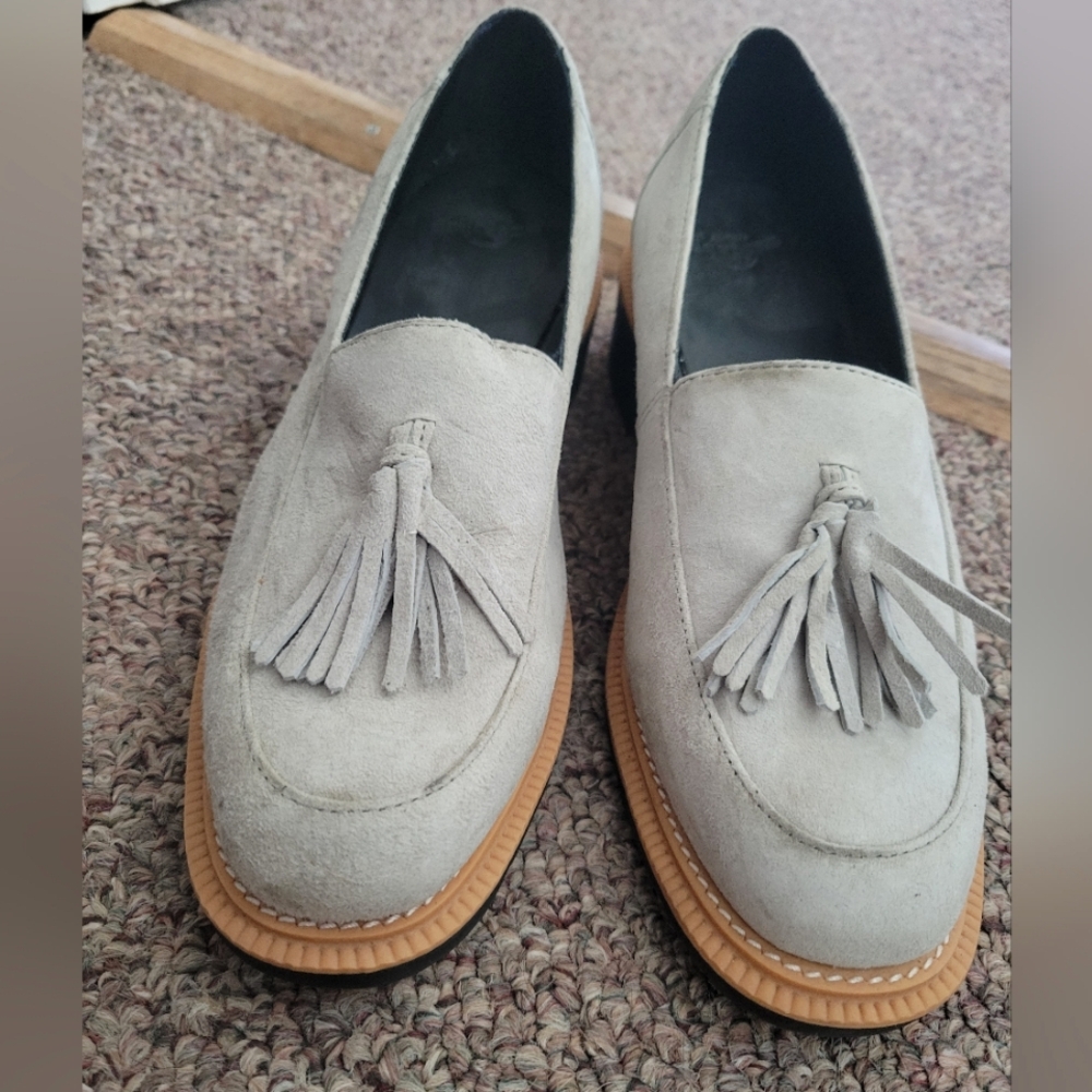 Dr. Martens Women's Suede Tassel Loafers - Grey - Sz 8